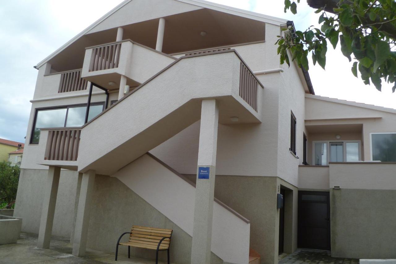 Apartments With A Parking Space Sali, Dugi Otok - 8154 Extérieur photo