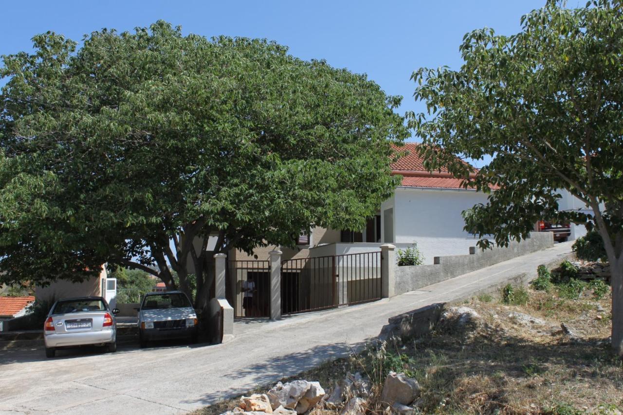 Apartments With A Parking Space Sali, Dugi Otok - 8154 Extérieur photo