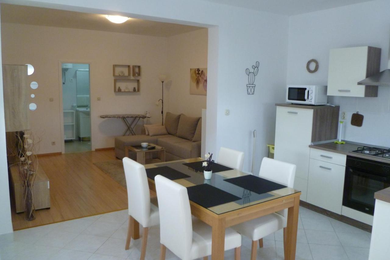 Apartments With A Parking Space Sali, Dugi Otok - 8154 Extérieur photo