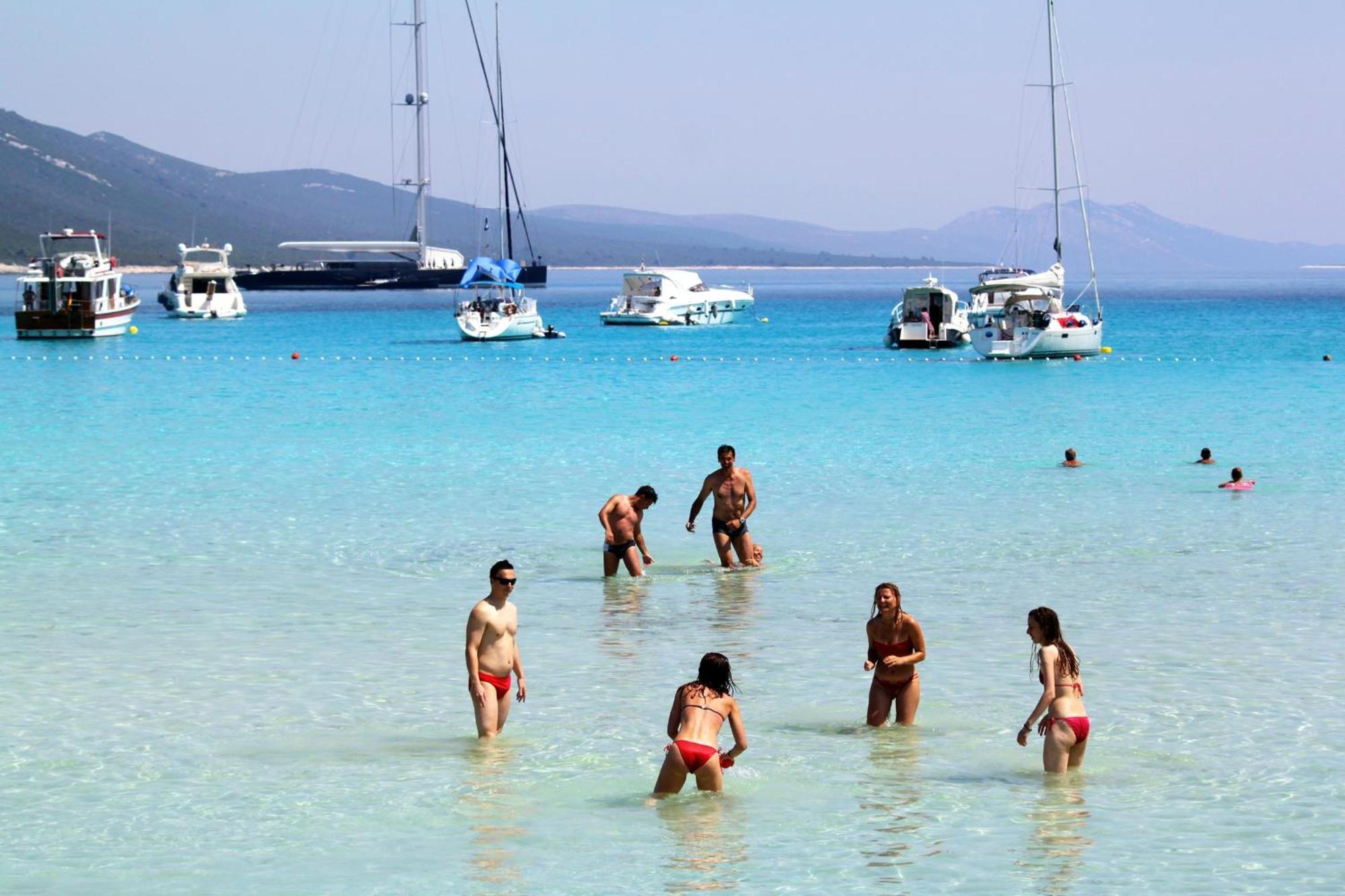 Apartments With A Parking Space Sali, Dugi Otok - 8154 Extérieur photo